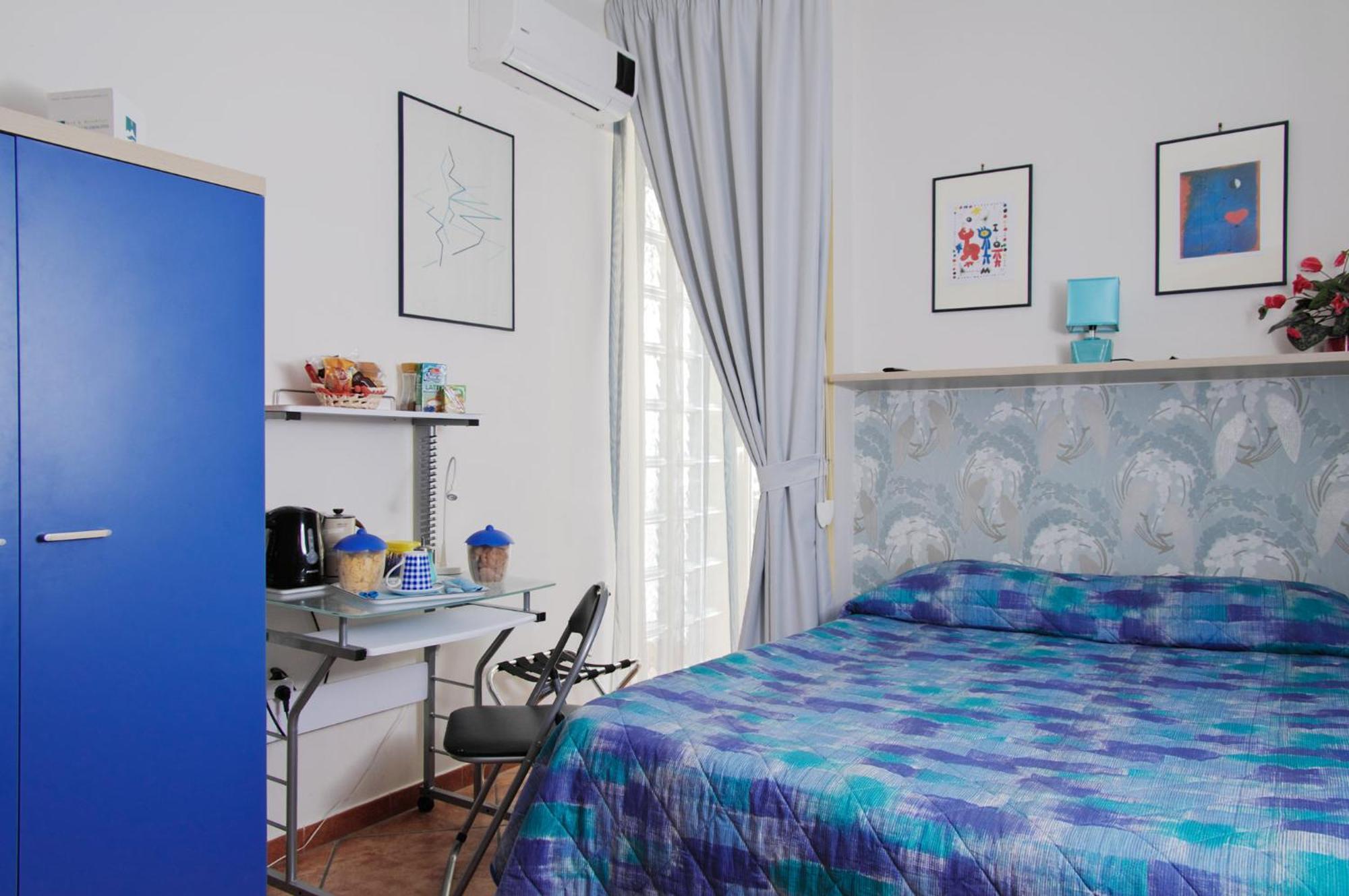 B&B Napoli Plebiscito Exterior photo