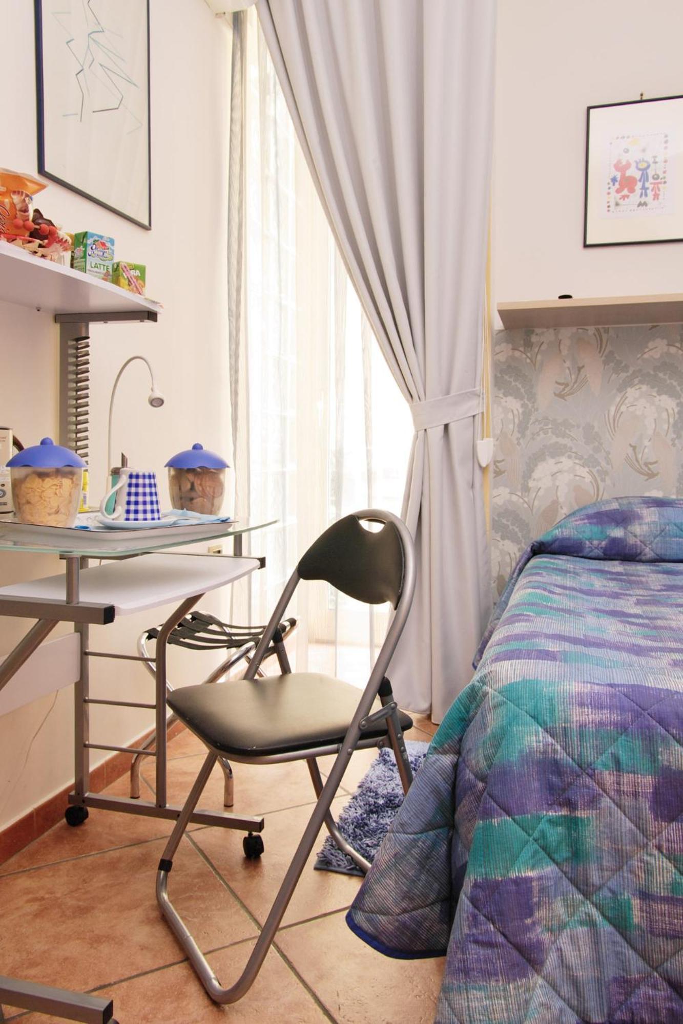 B&B Napoli Plebiscito Exterior photo